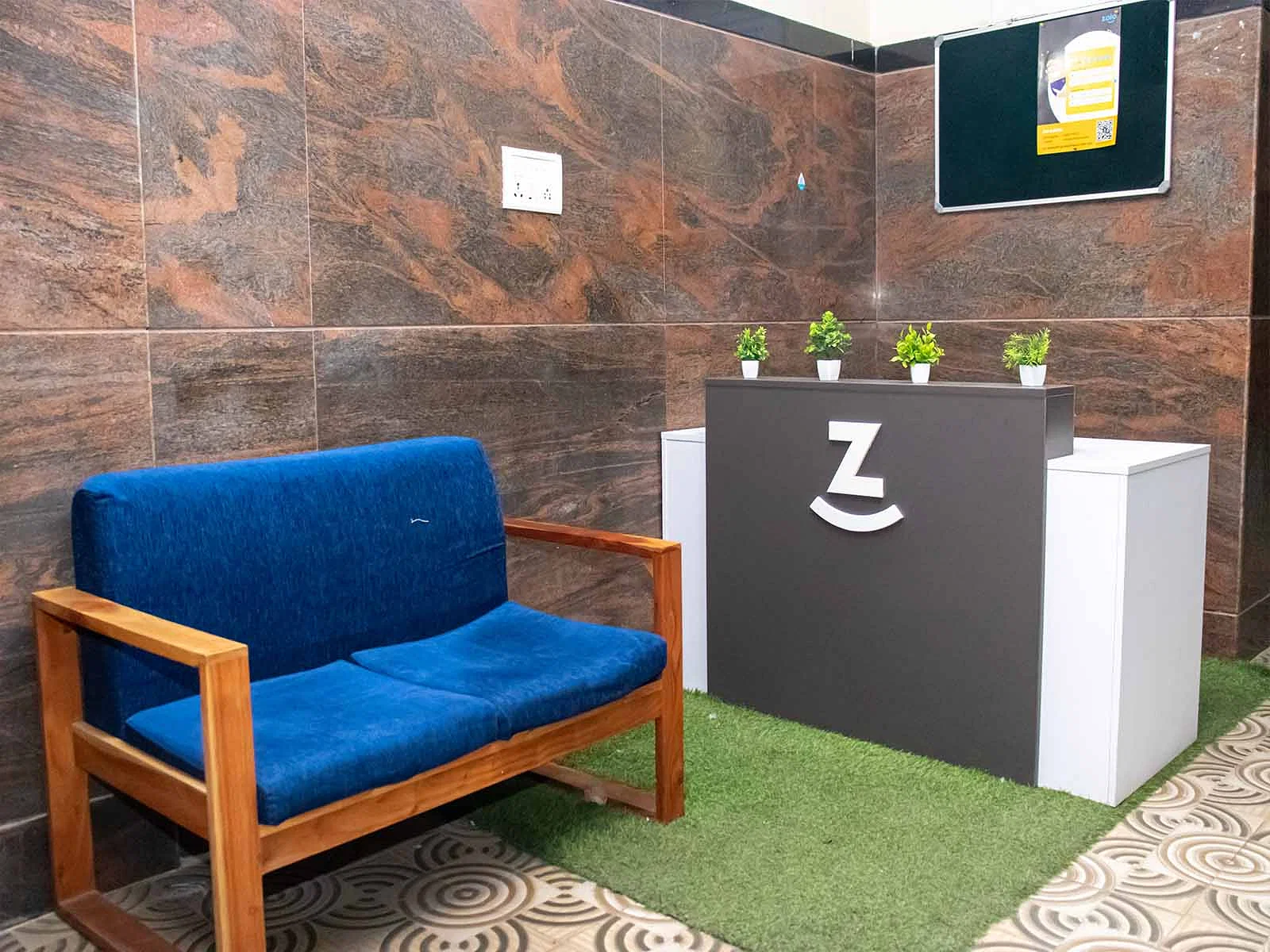 luxury PG accommodations with modern Wi-Fi, AC, and TV in Koramangala-Bangalore-Zolo Mitra