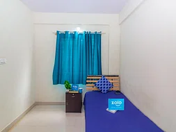 luxury pg rooms for working professionals couple with private bathrooms in Bangalore-Zolo Ginger