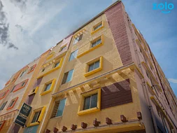 safe and affordable hostels for men and women students with 24/7 security and CCTV surveillance-Zolo Eclair