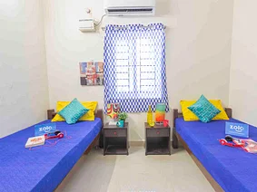 safe and affordable hostels for couple students with 24/7 security and CCTV surveillance-Zolo Demure