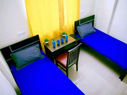 budget-friendly PGs and hostels for men and women with single rooms with daily hopusekeeping-Zolo Tulpar