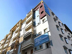 luxury pg rooms for working professionals boys and girls with private bathrooms in Bangalore-Zolo Destiny