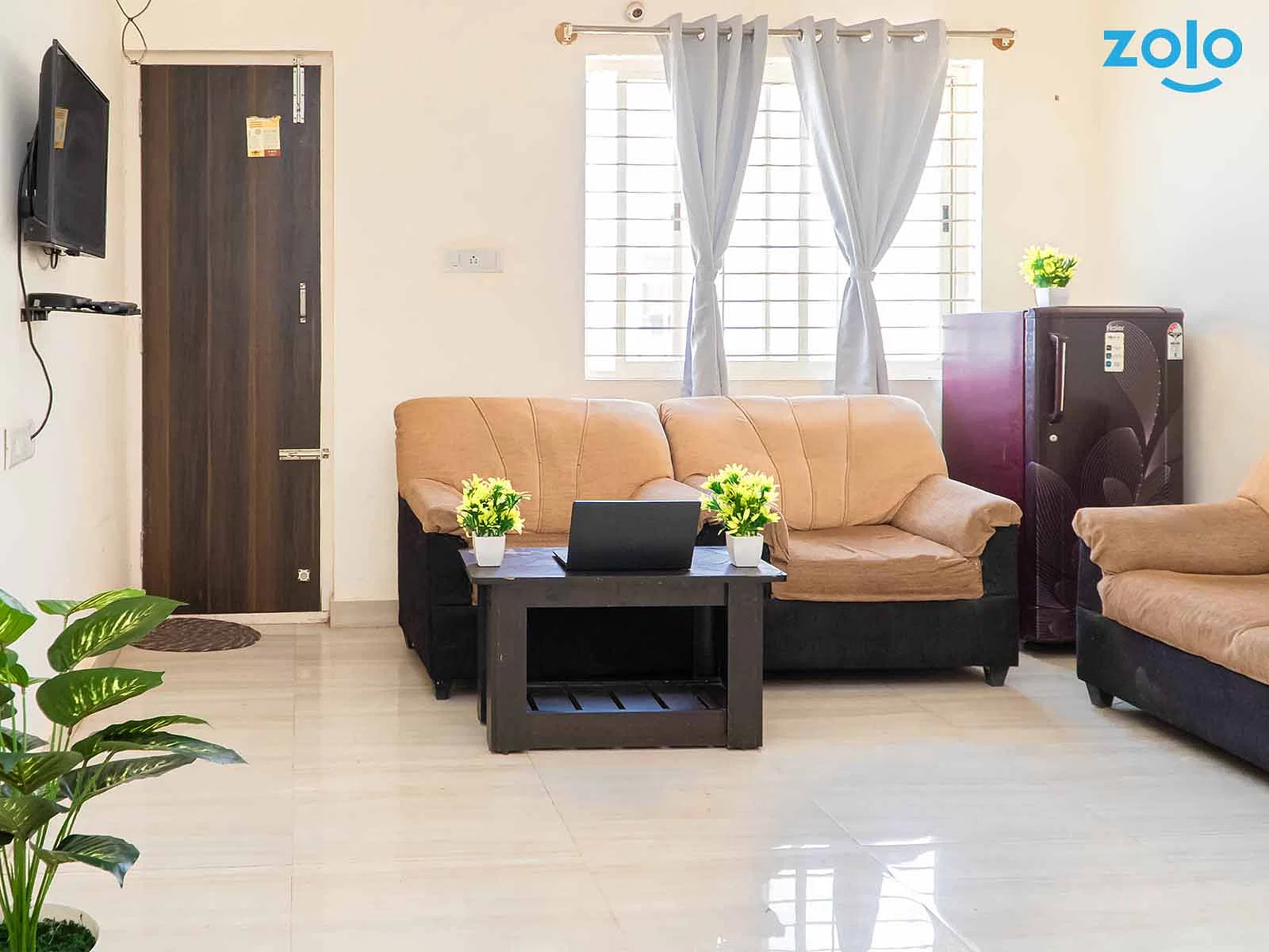 Fully furnished single/sharing rooms for rent in Manyata with no brokerage-apply fast-Zolo Cronos