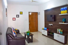 luxury PG accommodations with modern Wi-Fi, AC, and TV in Hoodi-Bangalore-Zolo Sumuk