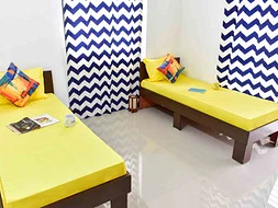 budget-friendly PGs and hostels for ladies with single rooms with daily hopusekeeping-Zolo Moonstone