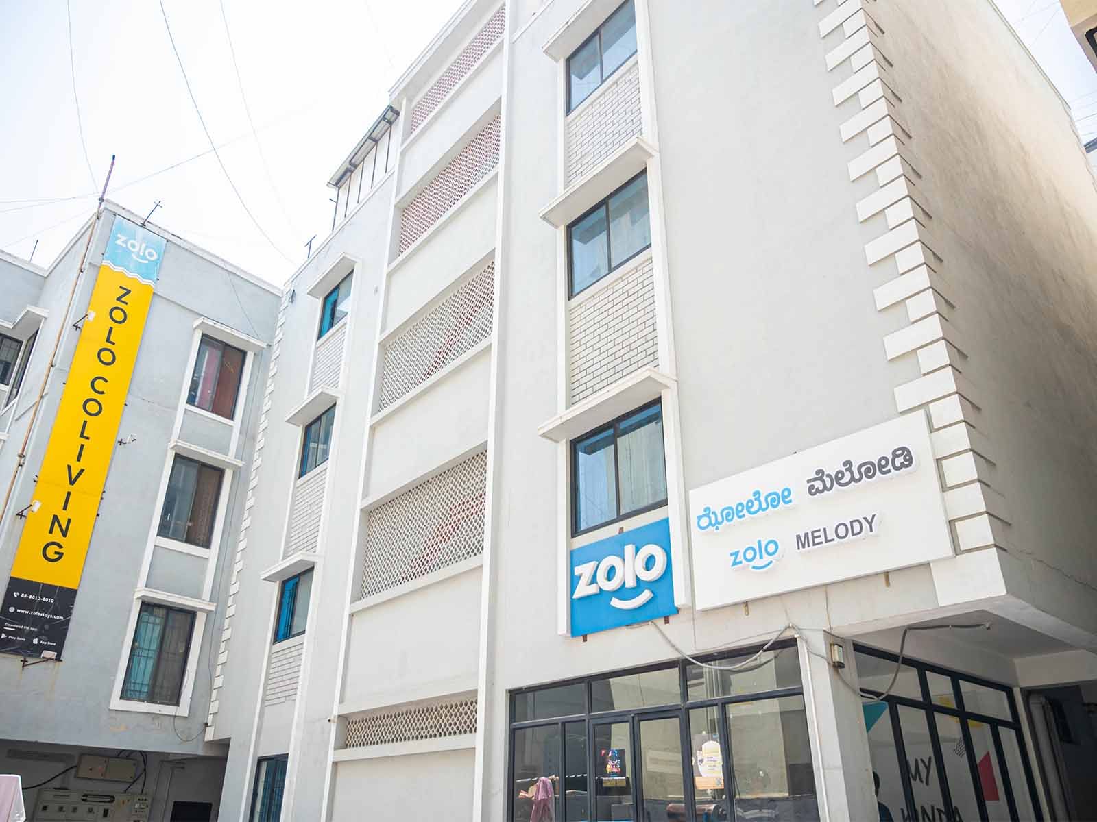 budget-friendly PGs and hostels for men with single rooms with daily hopusekeeping-Zolo Melody