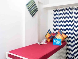 luxury pg rooms for working professionals girls with private bathrooms in Pune-Zolo Garnet