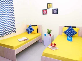 budget-friendly PGs and hostels for men and women with single rooms with daily hopusekeeping-Zolo Aviano