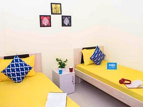 budget-friendly PGs and hostels for boys and girls with single rooms with daily hopusekeeping-Zolo Aviano