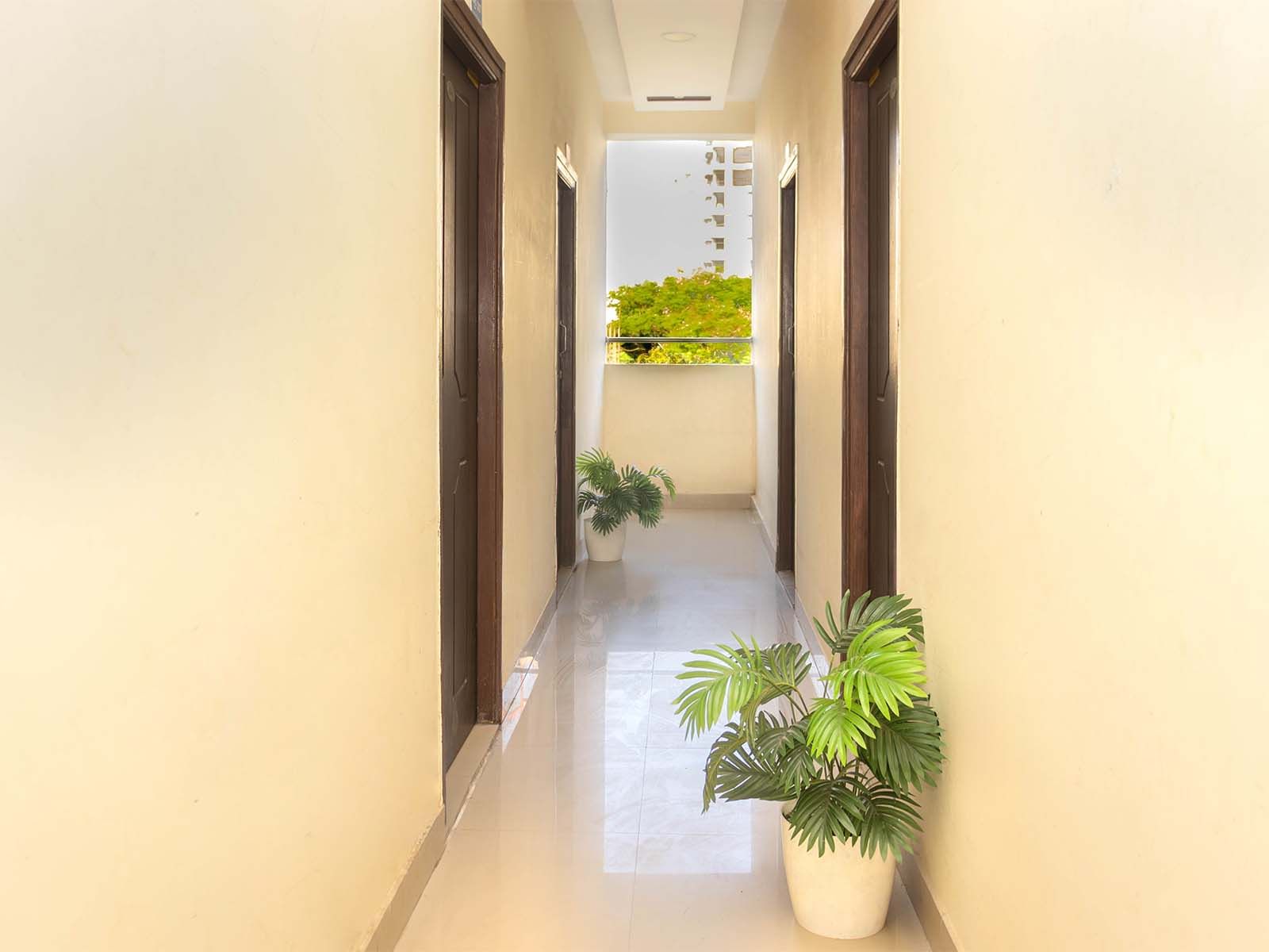 pgs in Gachibowli with Daily housekeeping facilities and free Wi-Fi-Zolo Cyberwiz