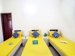 luxury pg rooms for working professionals men with private bathrooms in Chennai-Zolo Bingo