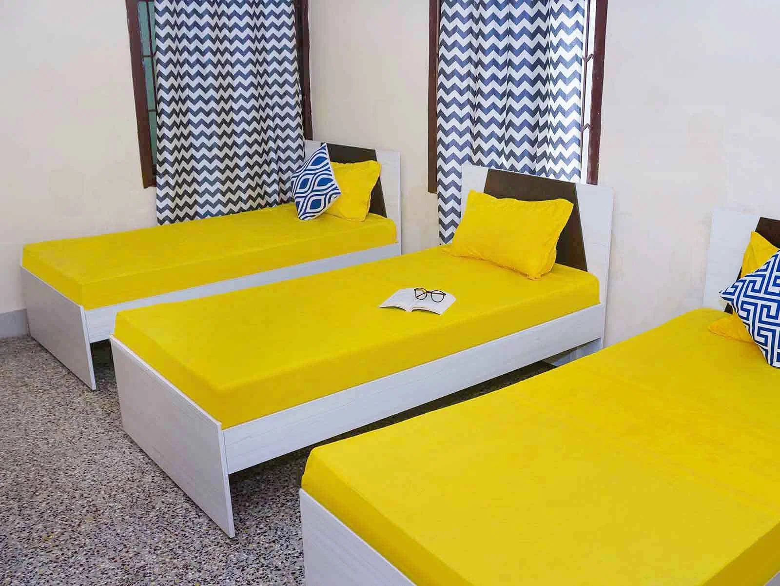 Affordable single rooms for students and working professionals in Peelamedu-Coimbatore-Zolo Swa