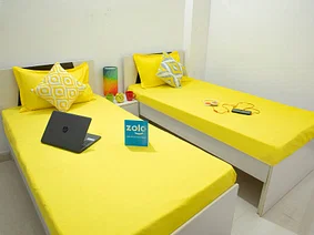 pgs in Sector 35 with Daily housekeeping facilities and free Wi-Fi-Zolo Cube
