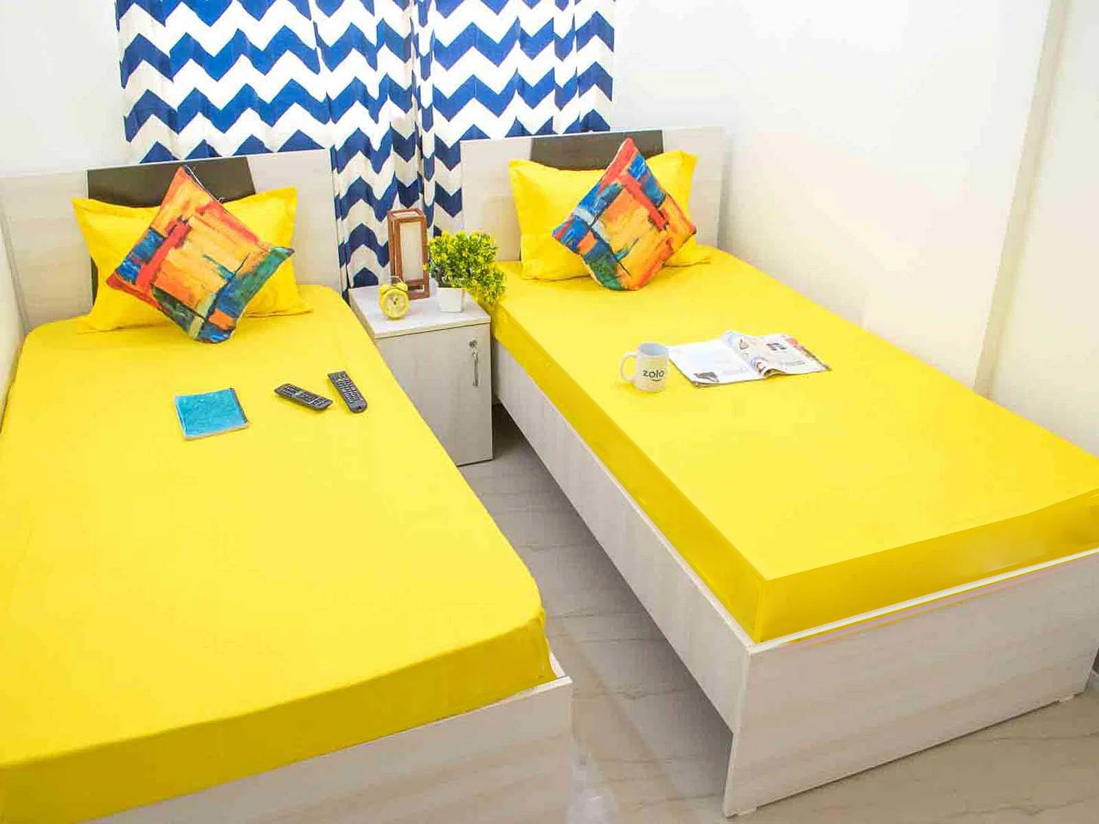 Affordable single rooms for students and working professionals in Kondhwa-Pune-Zolo Aquascape