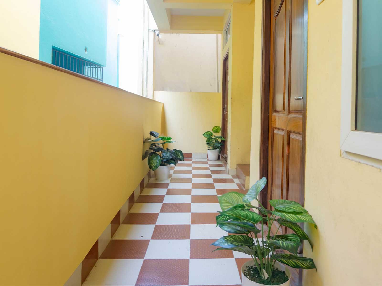 best Coliving rooms with high-speed Wi-Fi, shared kitchens, and laundry facilities-Zolo Westeros