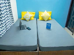 budget-friendly PGs and hostels for unisex with single rooms with daily hopusekeeping-Zolo Kites