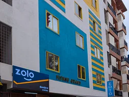 budget-friendly PGs and hostels for unisex with single rooms with daily hopusekeeping-Zolo Cortina