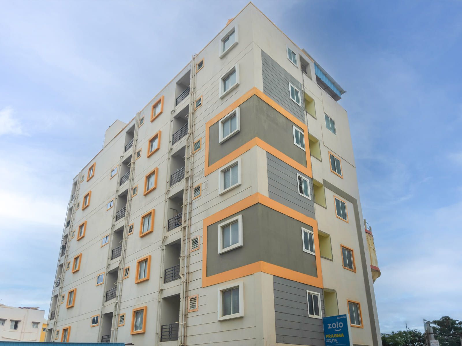 budget-friendly PGs and hostels for unisex with single rooms with daily hopusekeeping-Zolo Pragma