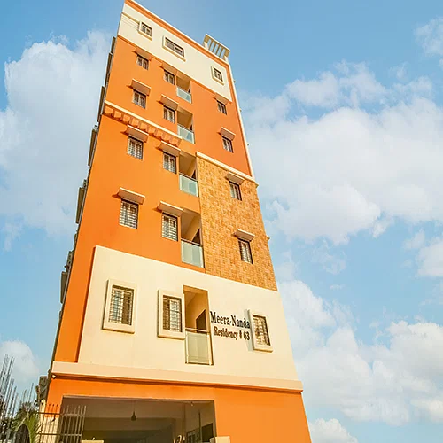 budget-friendly PGs and hostels for couple with single rooms with daily hopusekeeping-Zolo Lakeview