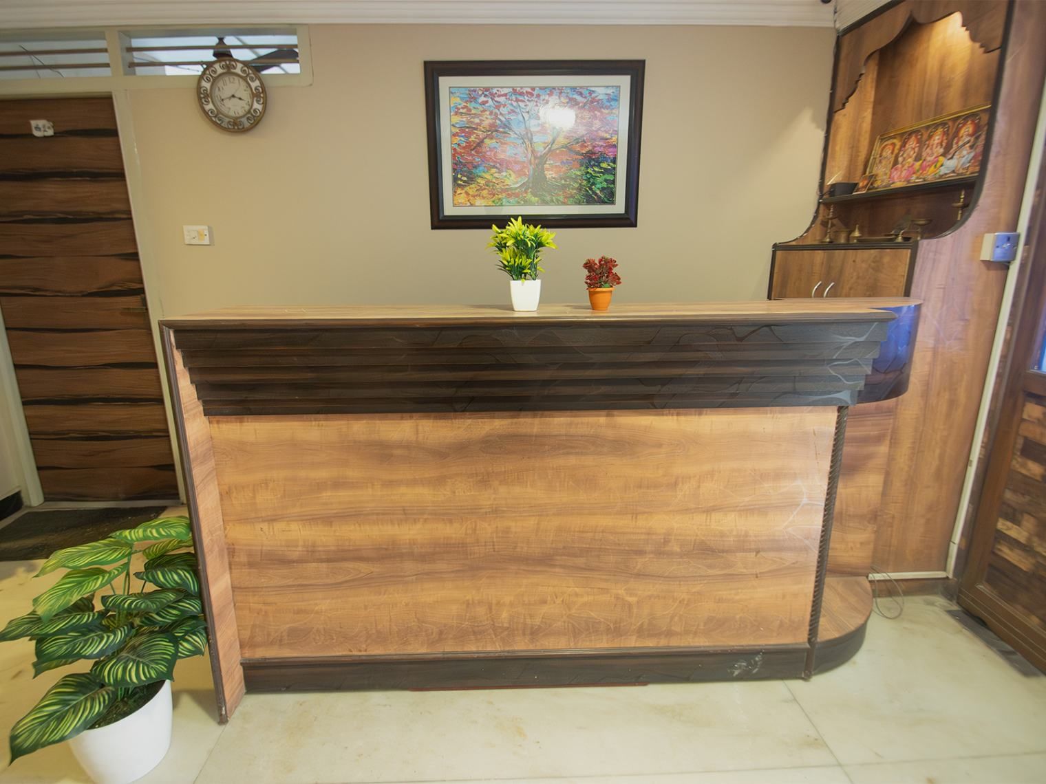 Comfortable and affordable Zolo PGs in Teynampet for students and working professionals-sign up-Zolo Fluid