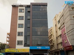 Affordable single rooms for students and working professionals in Tavarekere-Bangalore-Zolo Pele