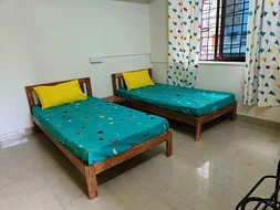 luxury PG accommodations with modern Wi-Fi, AC, and TV in BTM 1st Stage, BTM Layout-Bangalore-Zolo Davinci