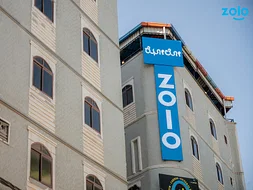 safe and affordable hostels for couple students with 24/7 security and CCTV surveillance-Zolo Highstreet C