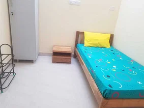 budget-friendly PGs and hostels for men and women with single rooms with daily hopusekeeping-Zolo Leela