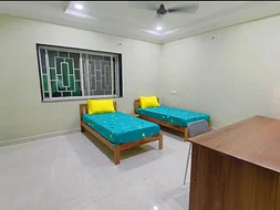 luxury pg rooms for working professionals boys and girls with private bathrooms in Hyderabad-Zolo Aastha