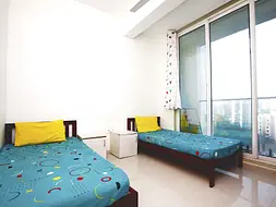 Fully furnished single/sharing rooms for rent in Ghatkopar with no brokerage-apply fast-Zolo Solstice