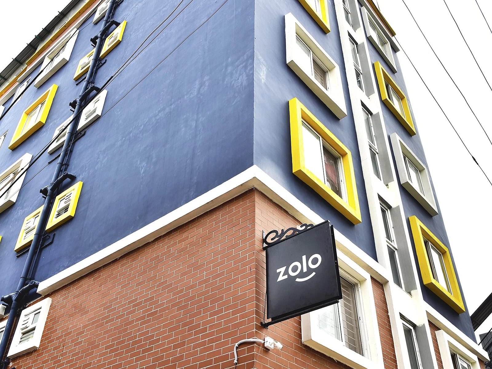 safe and affordable hostels for men and women students with 24/7 security and CCTV surveillance-Zolo Mac