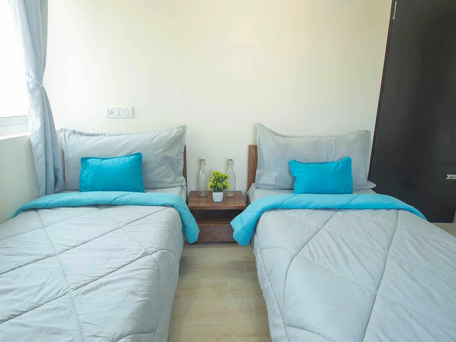 Affordable single rooms for students and working professionals in Alandur-Chennai-Zolo Gleeful Homes