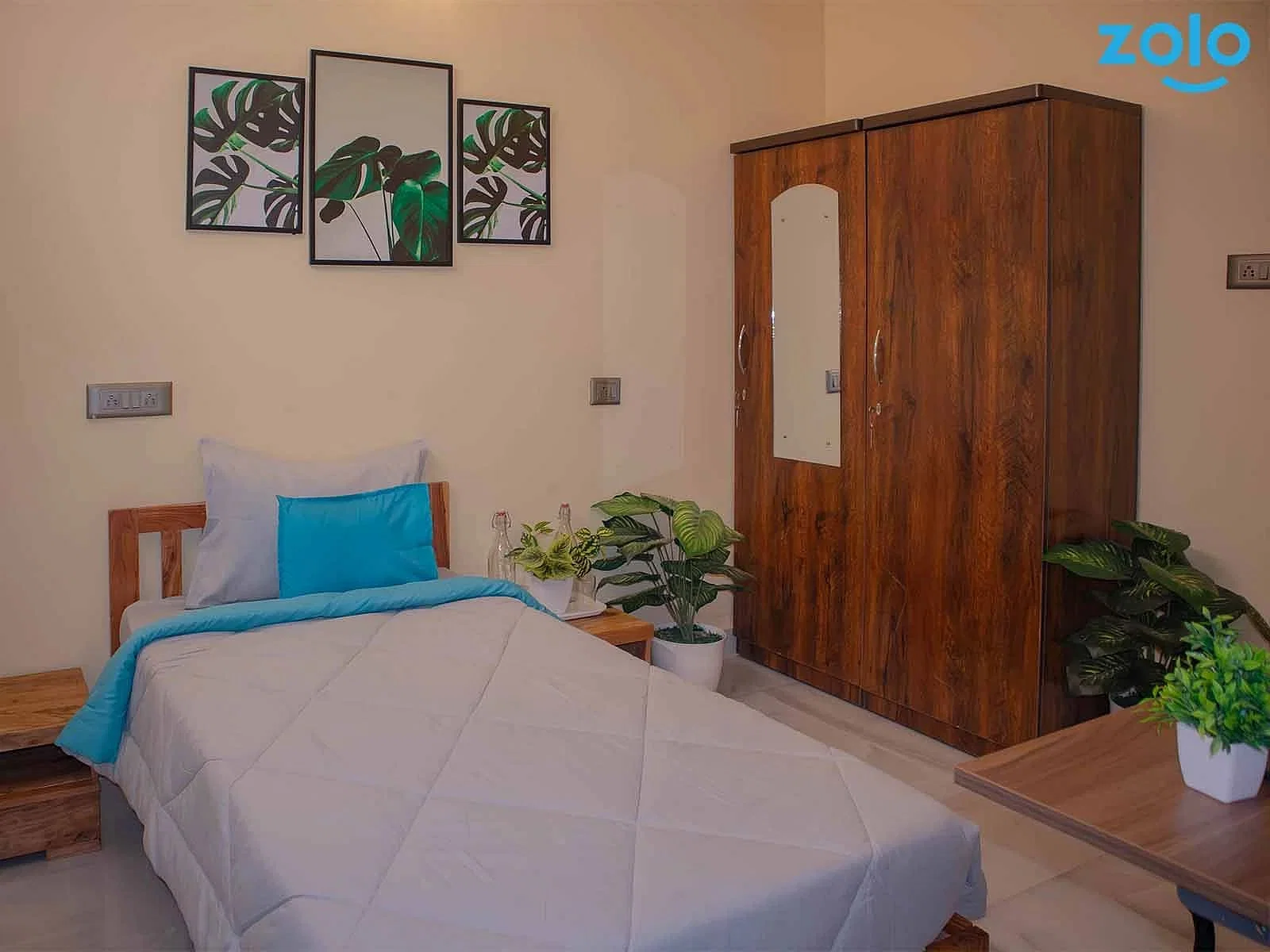luxury PG accommodations with modern Wi-Fi, AC, and TV in Manyata-Bangalore-Zolo Marydale