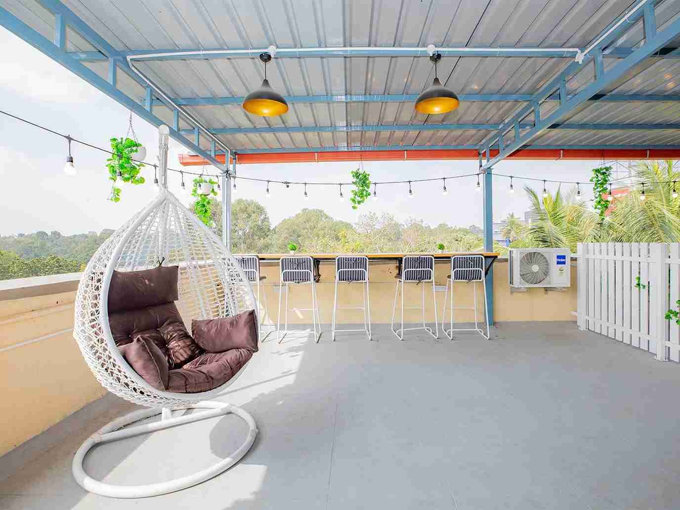 Comfortable and affordable Zolo PGs in Indiranagar for students and working professionals-sign up-Zolo Woodrow