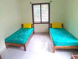 Affordable single rooms for students and working professionals in Whitefield-Bangalore-Zolo Denver