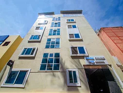 luxury PG accommodations with modern Wi-Fi, AC, and TV in Koramangala-Bangalore-Zolo Kohinoor