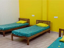 safe and affordable hostels for couple students with 24/7 security and CCTV surveillance-Zolo Sage