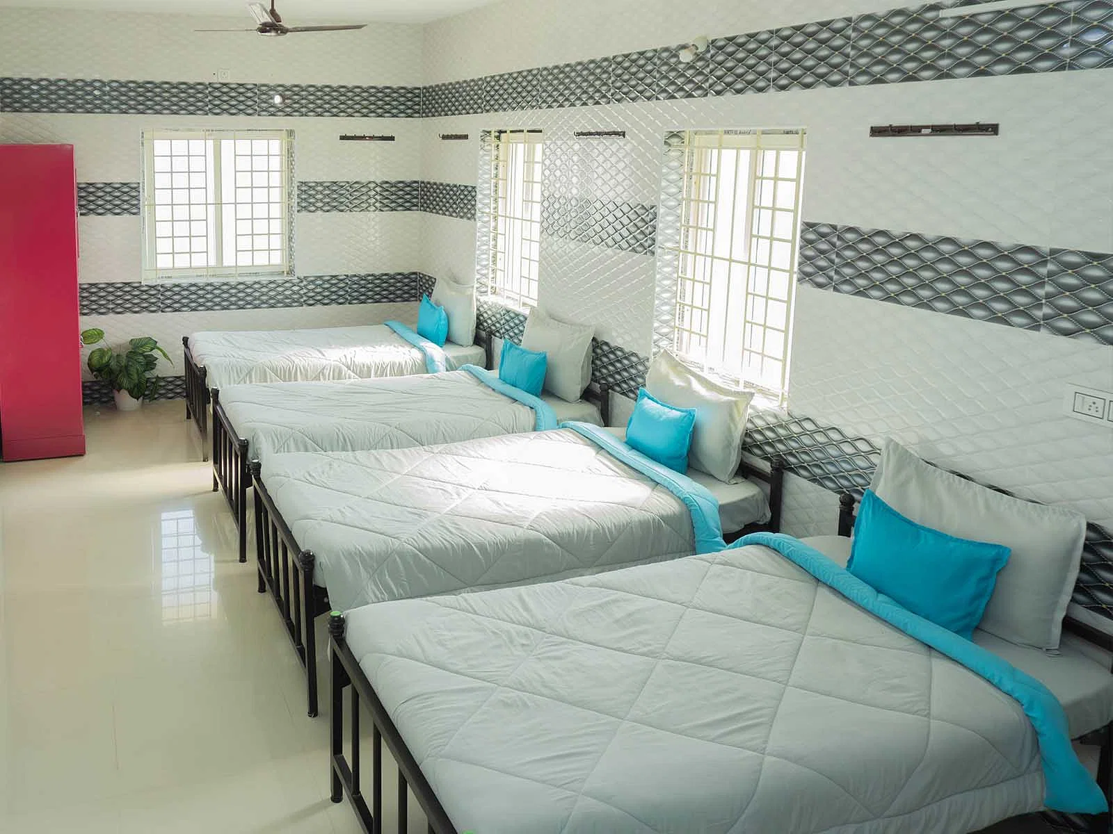 safe and affordable hostels for couple students with 24/7 security and CCTV surveillance-Zolo Epicurean Enclave