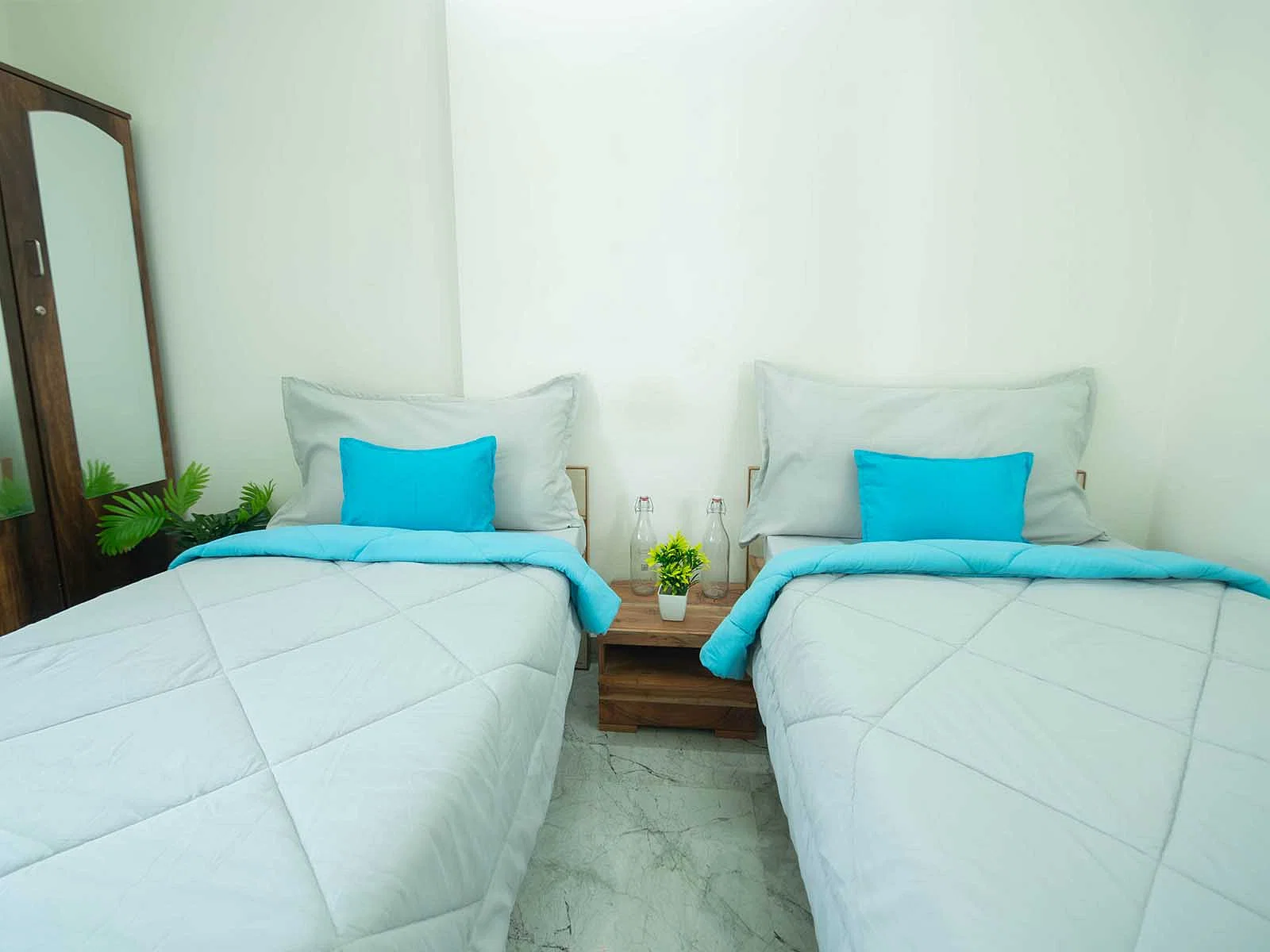 best Coliving rooms with high-speed Wi-Fi, shared kitchens, and laundry facilities-Zolo Abode