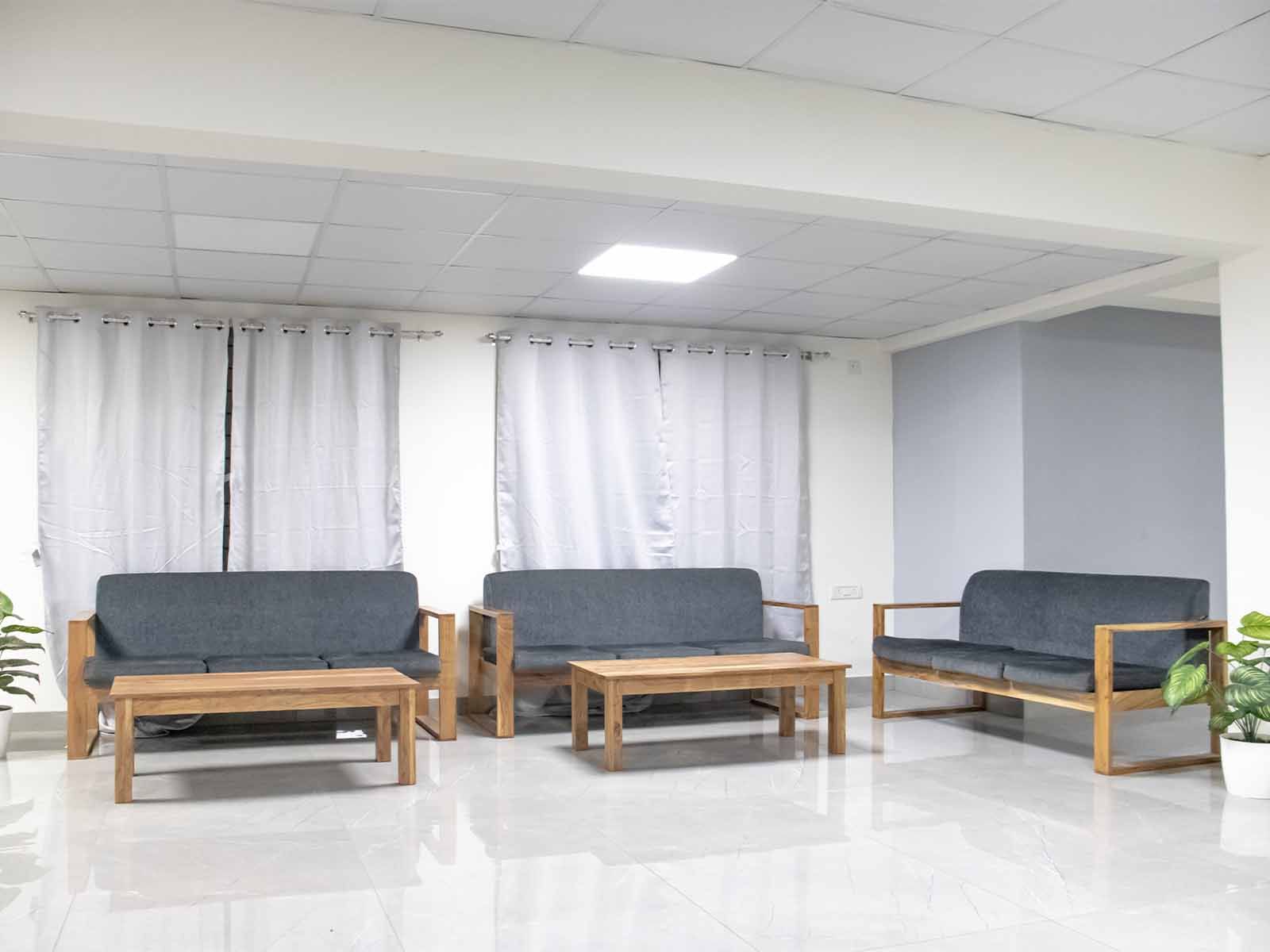 pgs in Rajajinagar with Daily housekeeping facilities and free Wi-Fi-Zolo Valencia