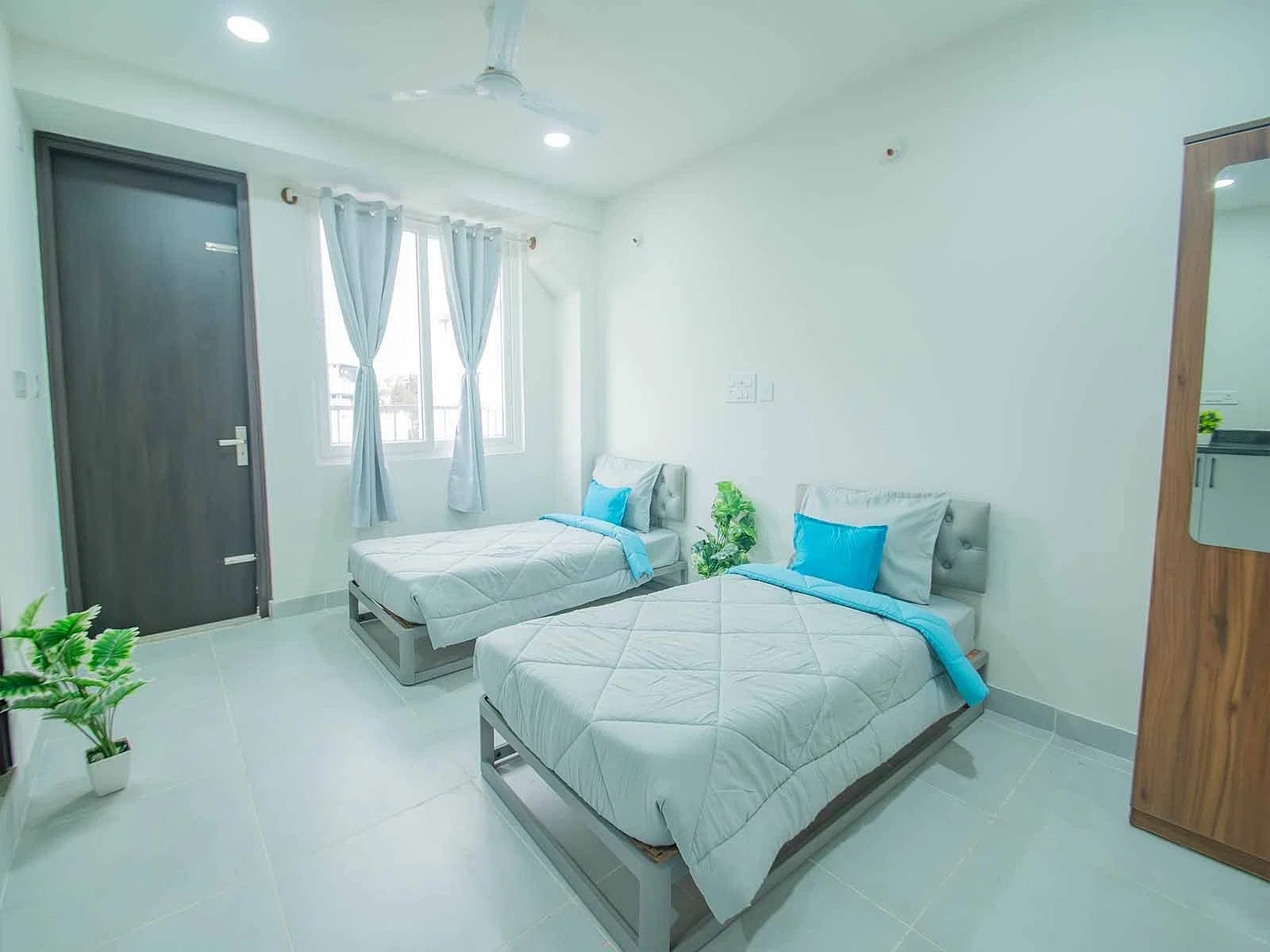 pgs in Kalyan nagar with Daily housekeeping facilities and free Wi-Fi-Zolo Westfield