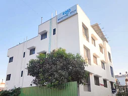 Affordable single rooms for students and working professionals in Thergaon-Pune-Zolo Meriton