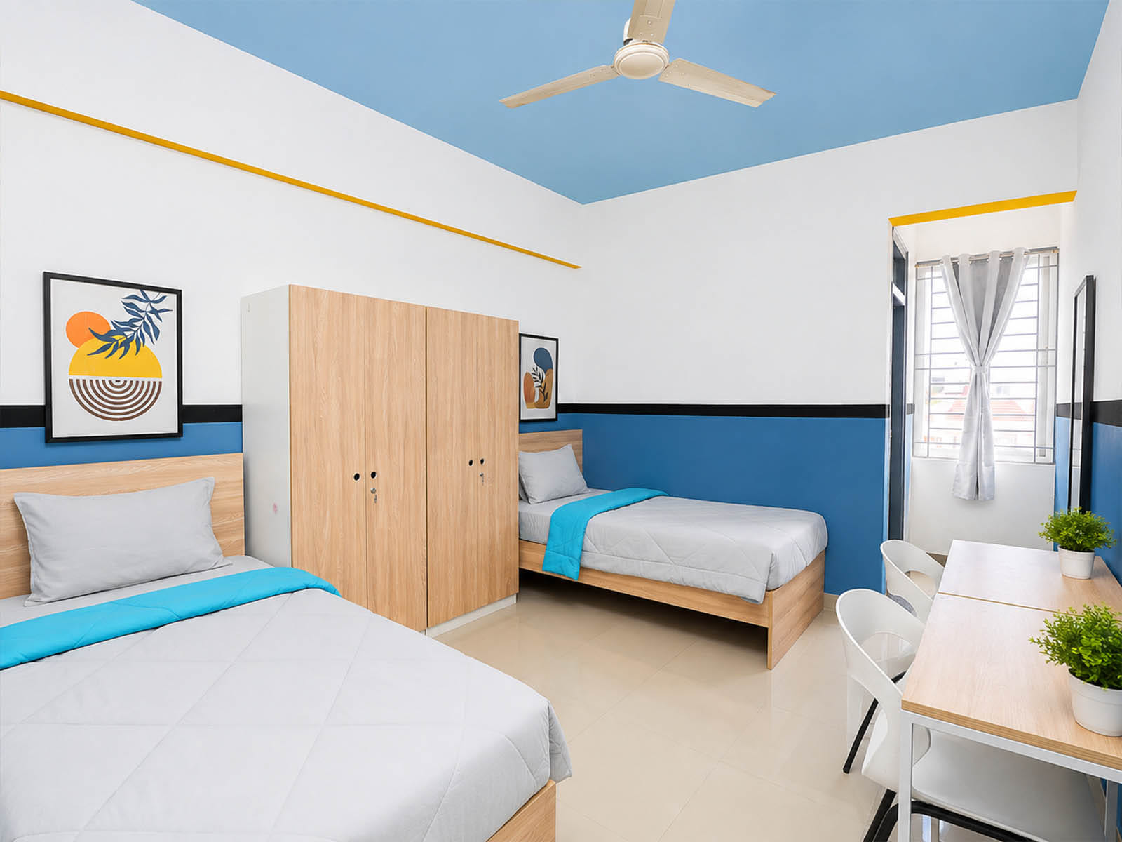 luxury pg rooms for working professionals boys and girls with private bathrooms in Bangalore-Zolo Sadhana