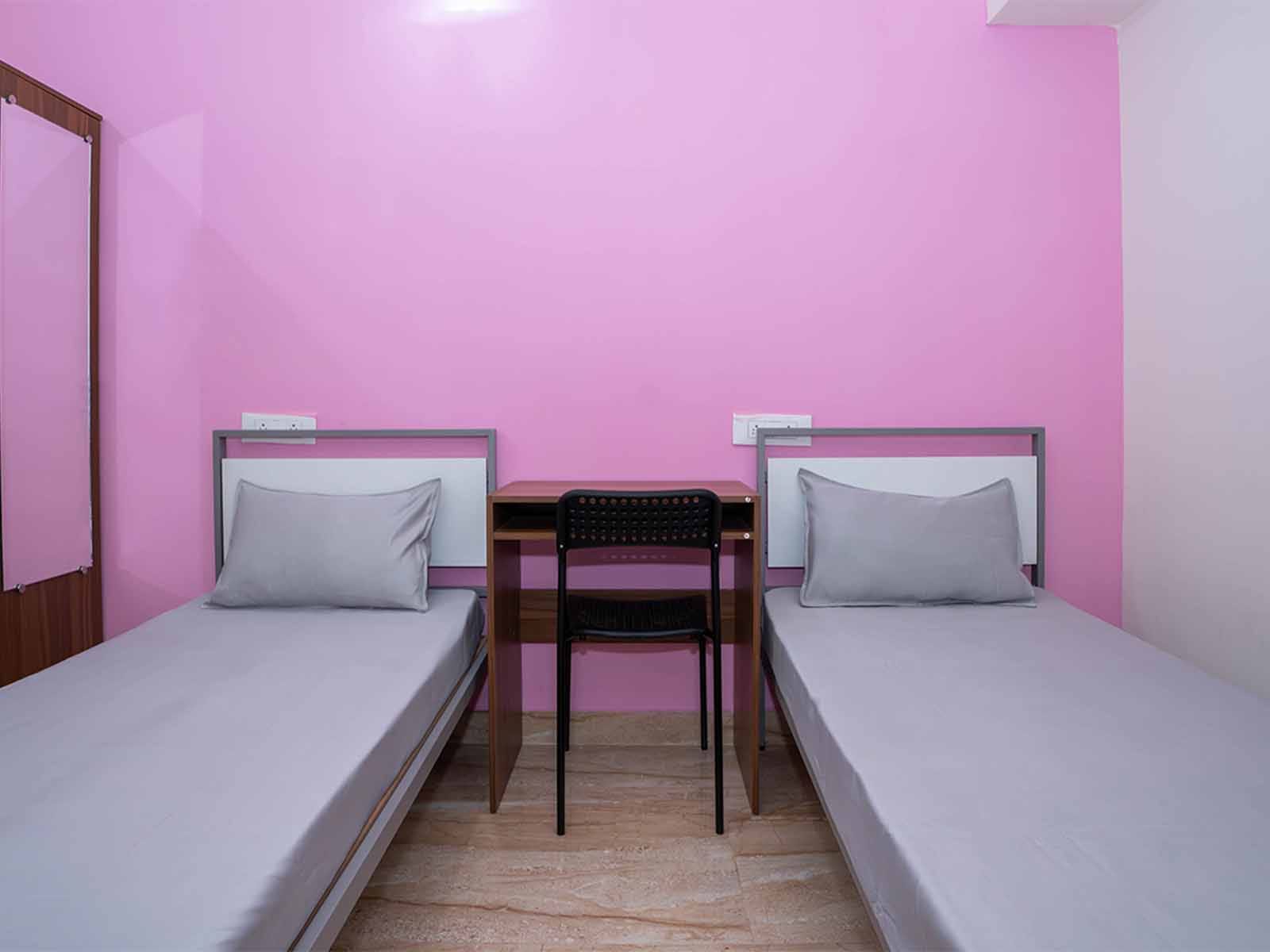 pgs in Rajanukunte with Daily housekeeping facilities and free Wi-Fi-Zolo Hercules