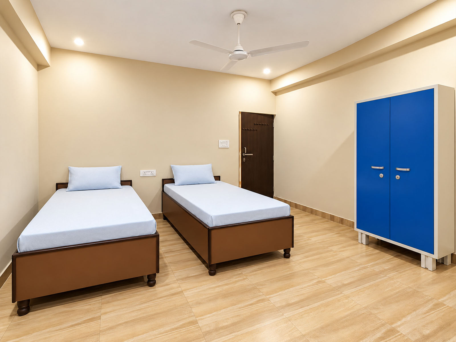 luxury pg rooms for working professionals boys and girls with private bathrooms in Noida-Zolo Nived
