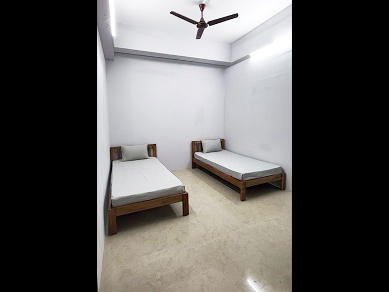Fully furnished single/sharing rooms for rent in Vadapalani with no brokerage-apply fast-Zolo Hive
