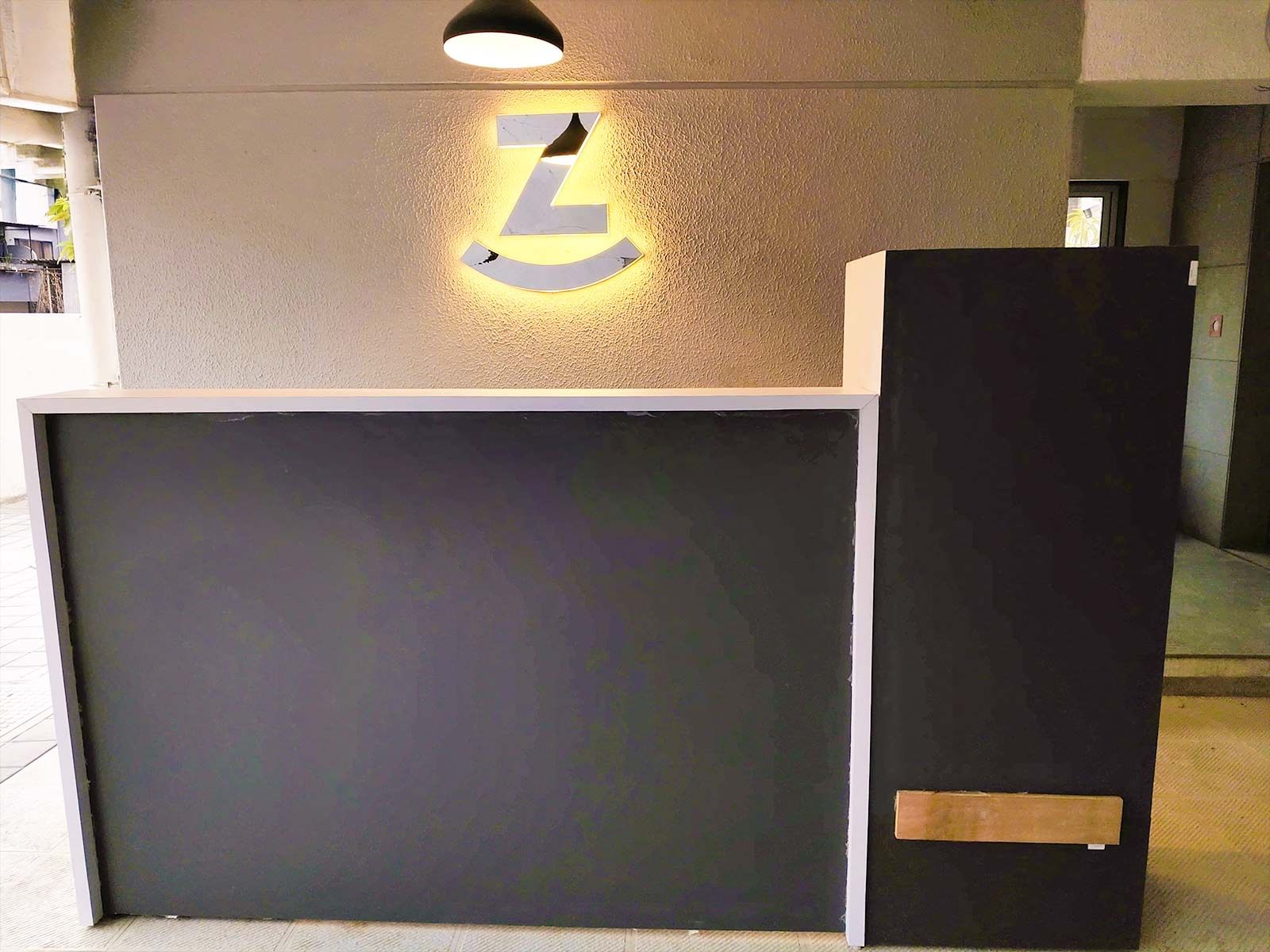 best Coliving rooms with high-speed Wi-Fi, shared kitchens, and laundry facilities-Zolo Lotus Studio