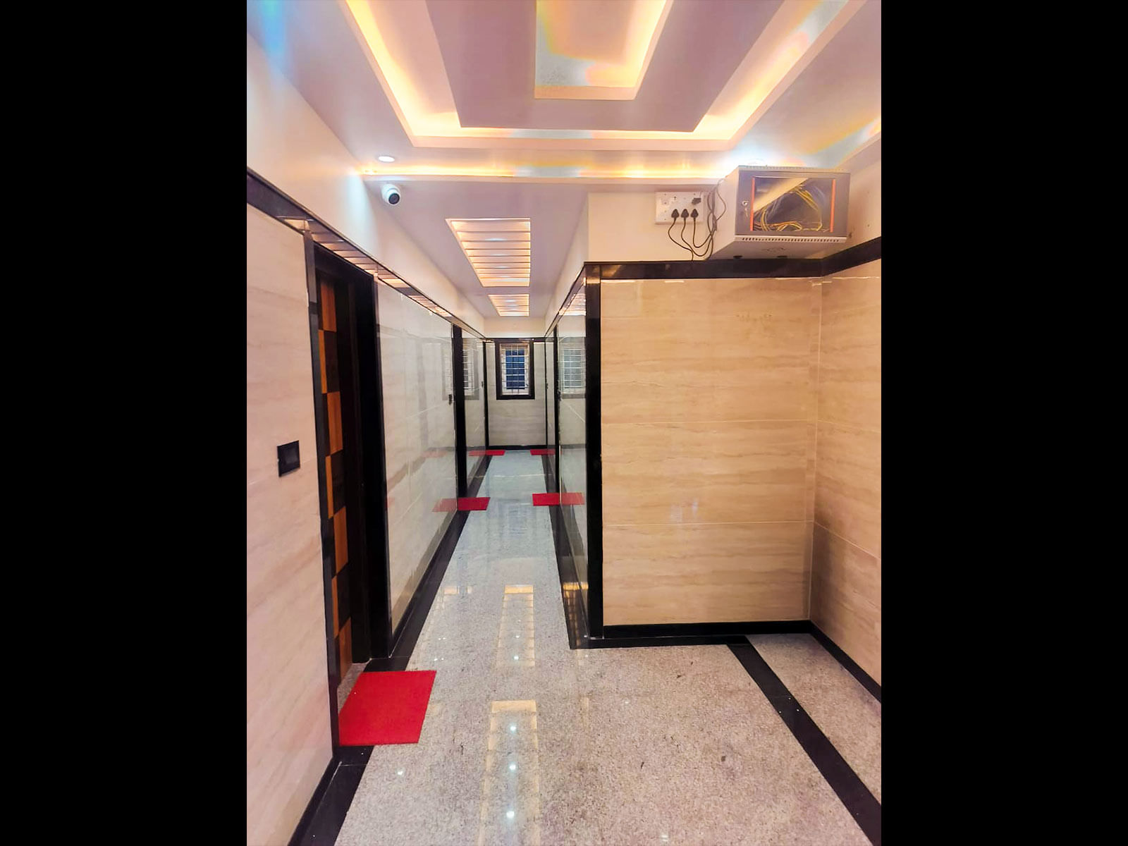 best Coliving rooms with high-speed Wi-Fi, shared kitchens, and laundry facilities-Zolo Windsor