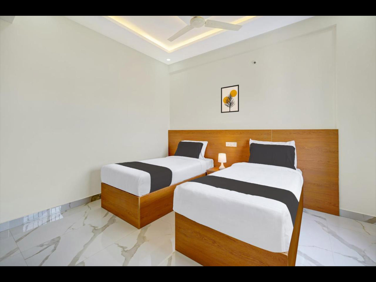 budget-friendly PGs and hostels for boys and girls with single rooms with daily hopusekeeping-Zolo Aradhana