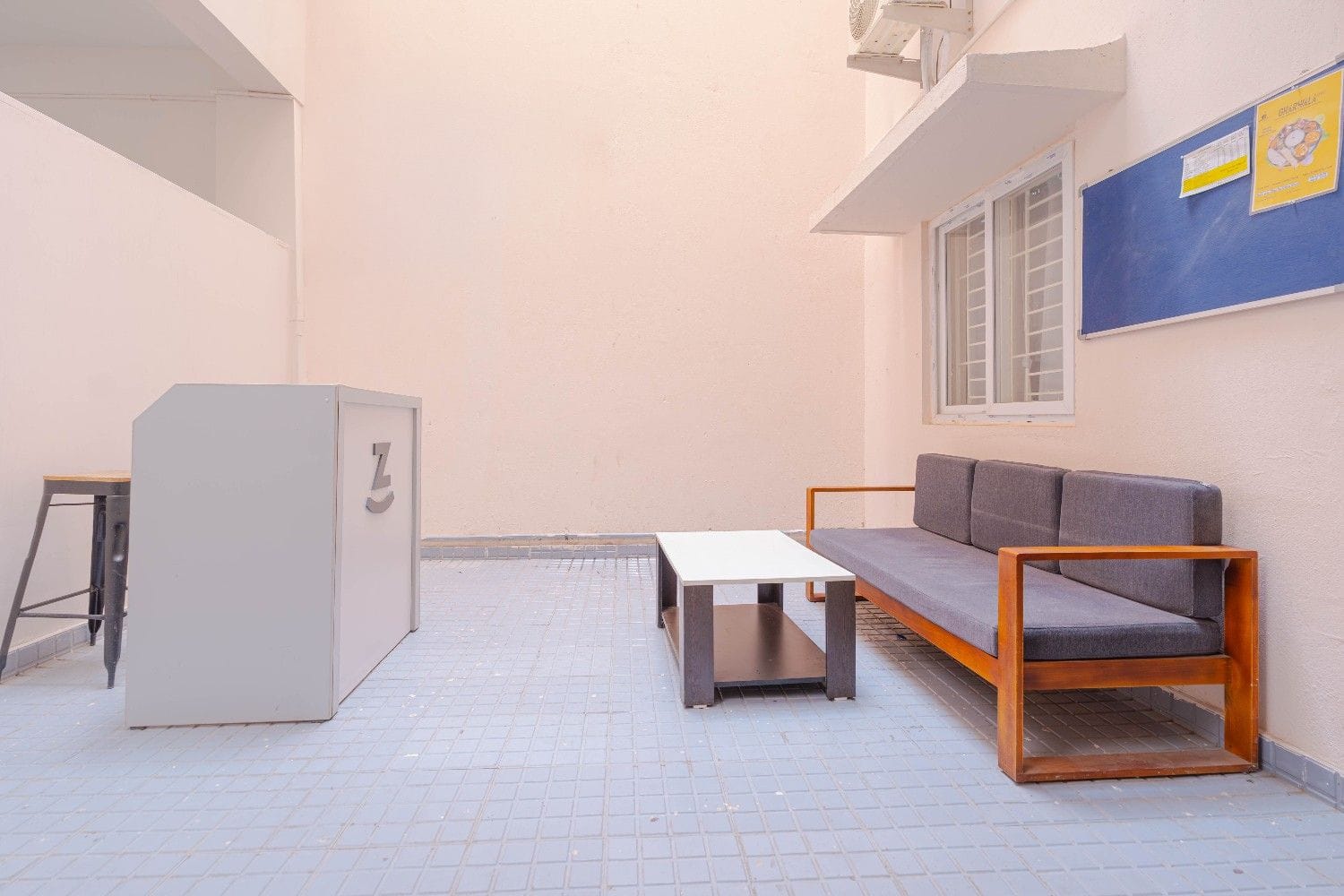 best Coliving rooms with high-speed Wi-Fi, shared kitchens, and laundry facilities-Zolo Celestia